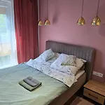 Apartament 3 Pokojowy Lub Pokoj W Mieszkaniu W Nowym Bloku